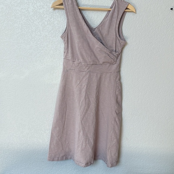 Patagonia Porch Song Dress Striped Purple size Medium - Picture 3 of 12